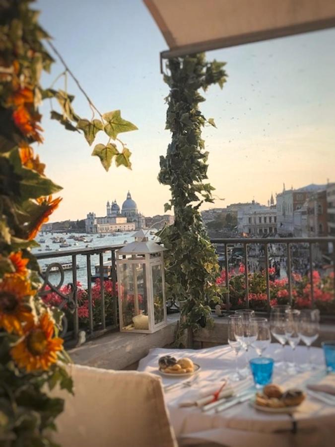 Locanda Vivaldi Venice Exterior photo